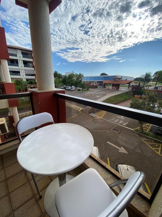 Flat 204 Side * Brasilia